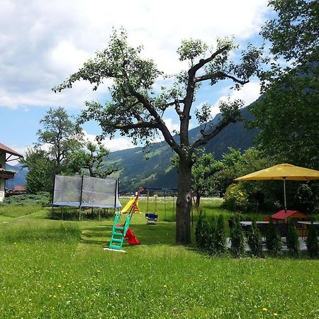 Pension Birkenhof Mayrhofen Bagian luar foto